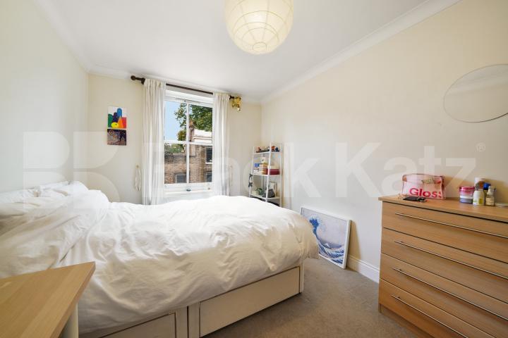 Boasting size, quality & location Bentham House.Falmouth Road, Borough/London Bridge